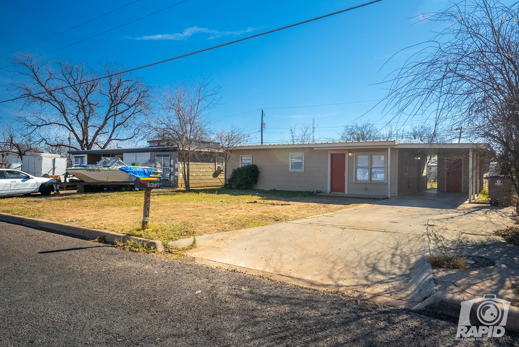 3207 Webster Avenue Property Photo 32