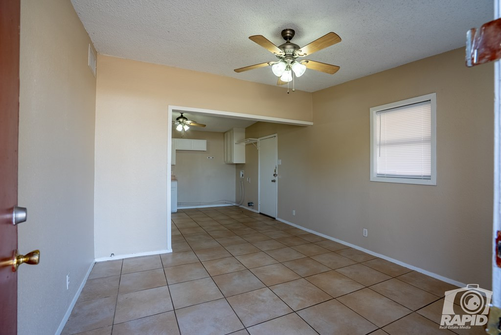 3207 Webster Avenue Property Photo 35