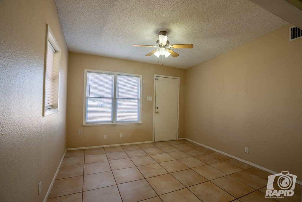 3207 Webster Avenue Property Photo 36