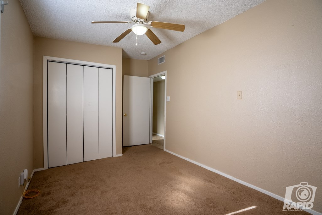 3207 Webster Avenue Property Photo 43