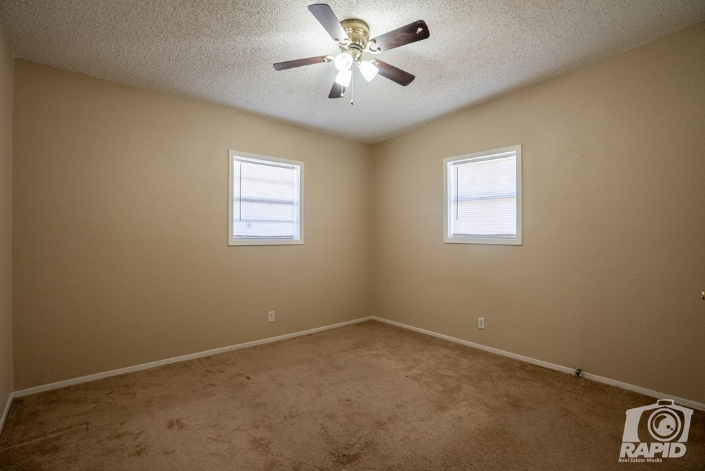 3207 Webster Avenue Property Photo 44