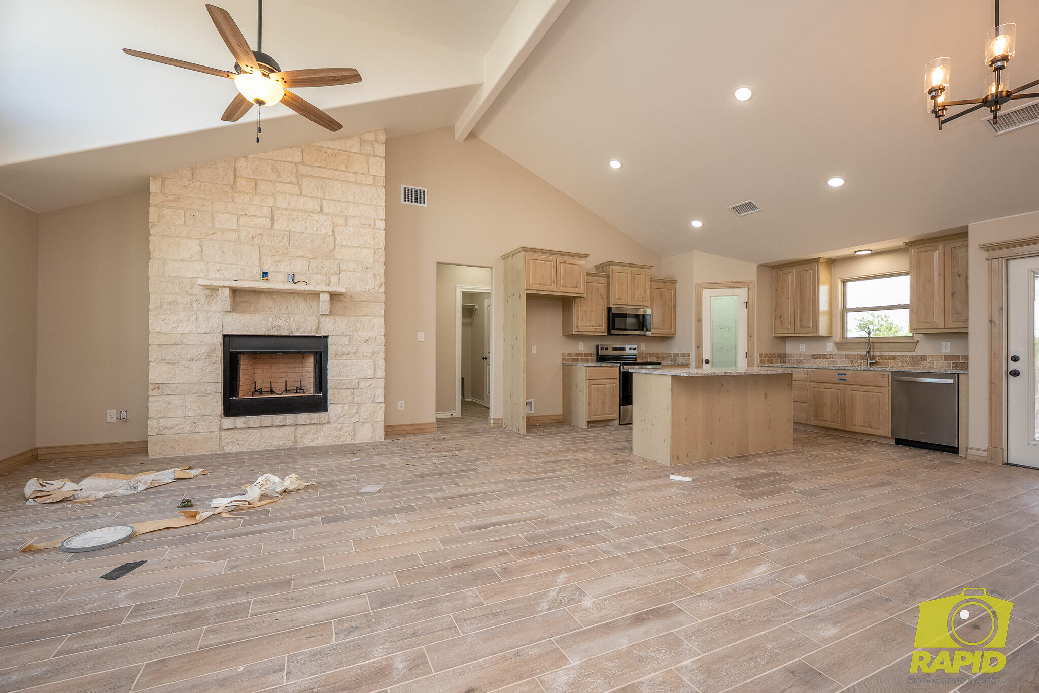9711 Jaguar Trail Property Photo 4