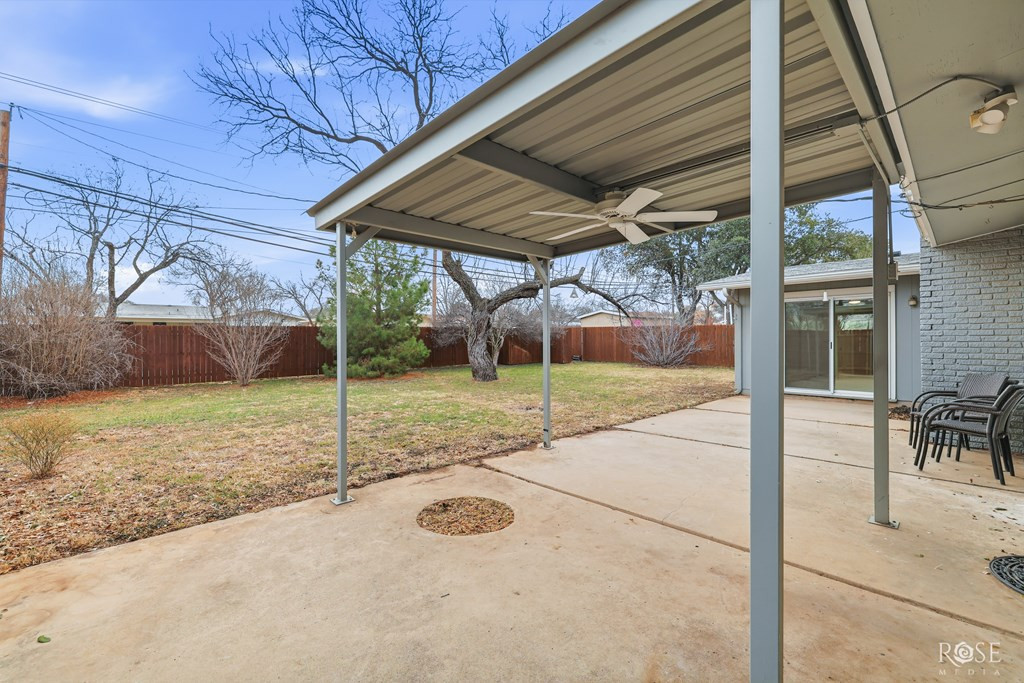 1902 S A&m Avenue Property Photo 28