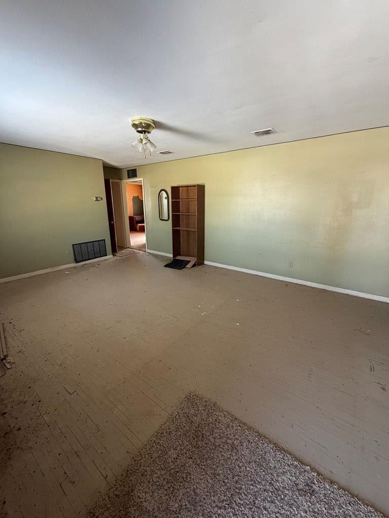 14103 County Rd 2214 Property Photo 3