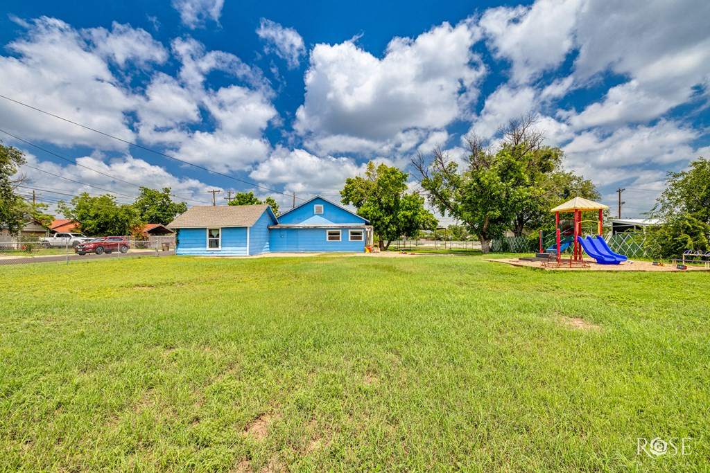 1823 Freeland Avenue Property Photo 28