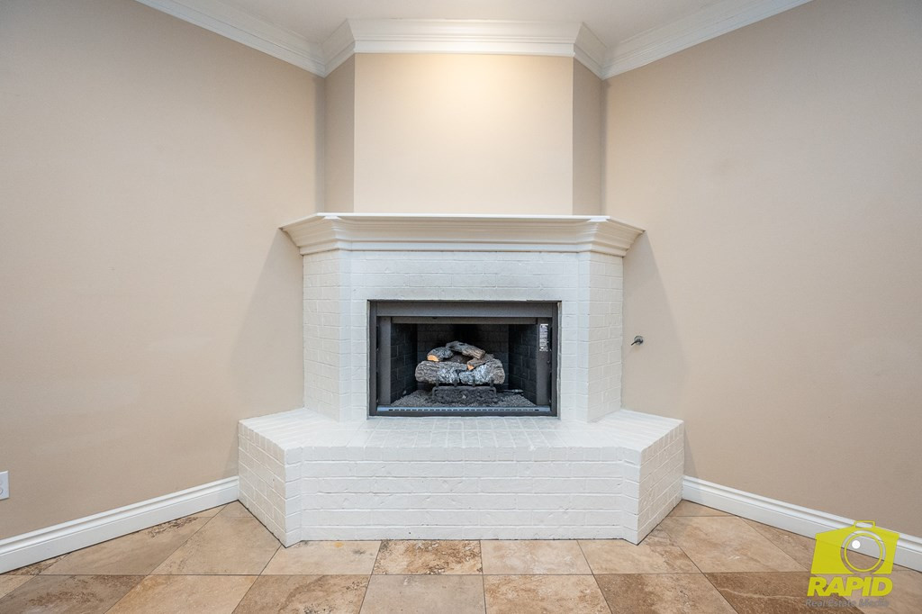 6014 Kingsbridge Drive Property Photo 11