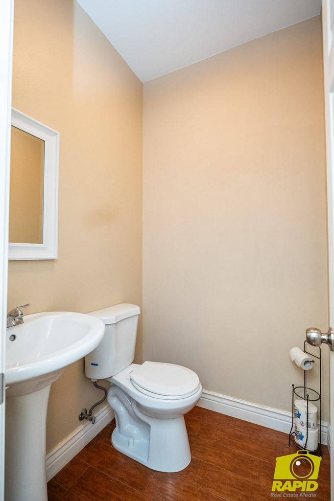 6014 Kingsbridge Drive Property Photo 42