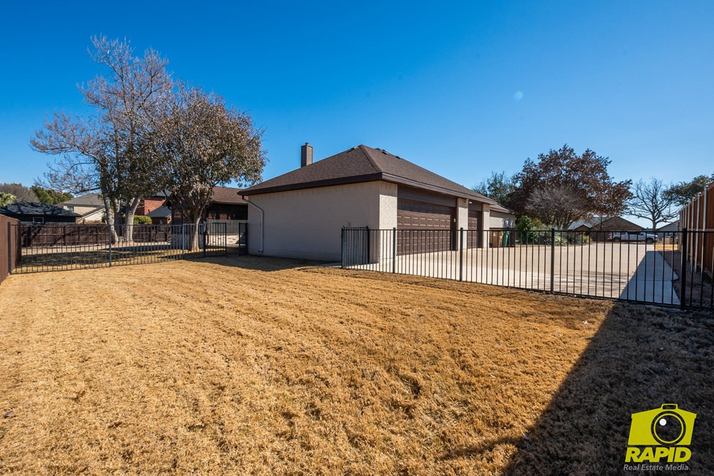 6014 Kingsbridge Drive Property Photo 43