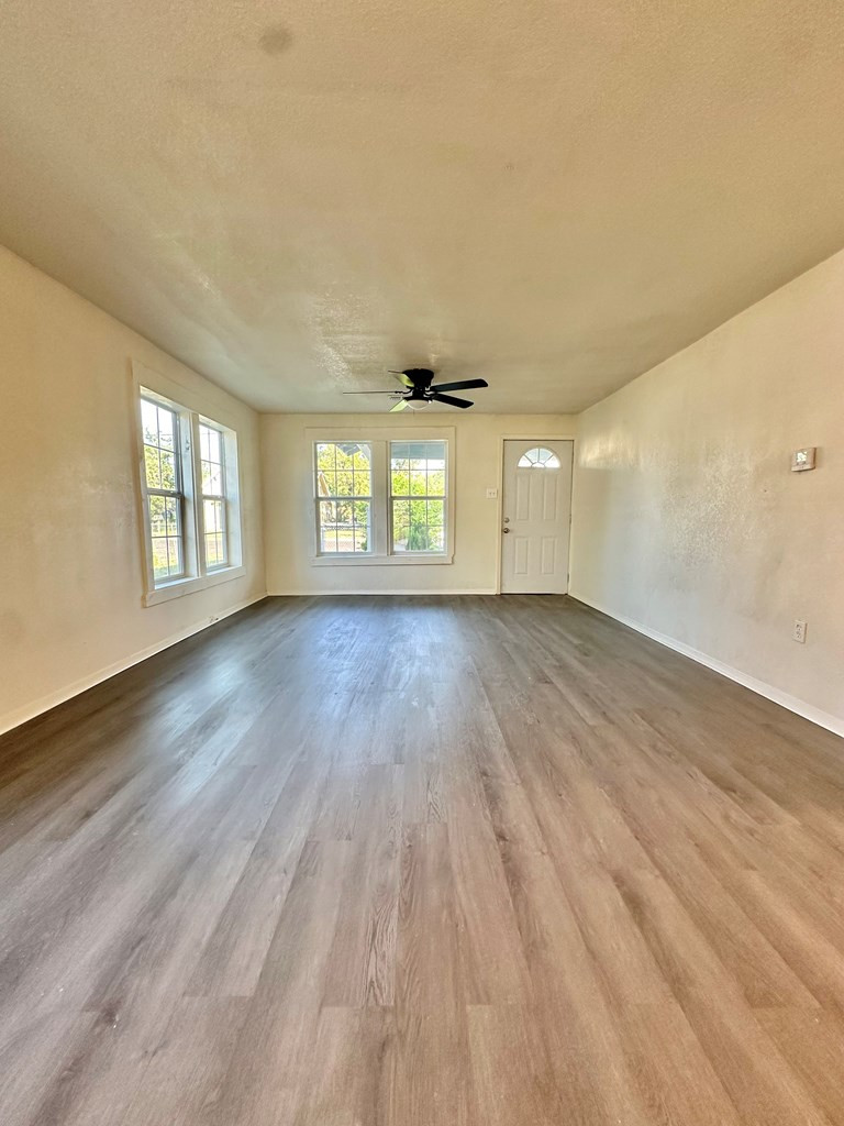 85 E 22nd Street Property Photo 3