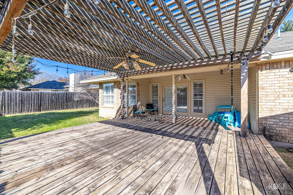 3245 Forest Hill Drive Property Photo 15