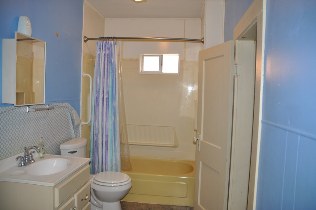27 19th Street Property Photo 5