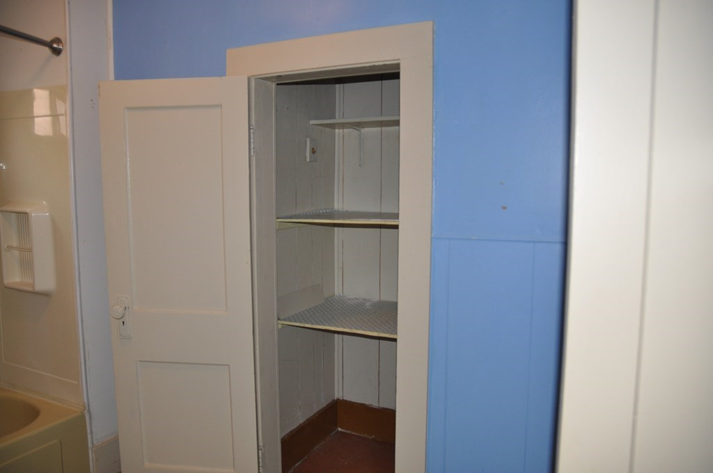 27 19th Street Property Photo 6