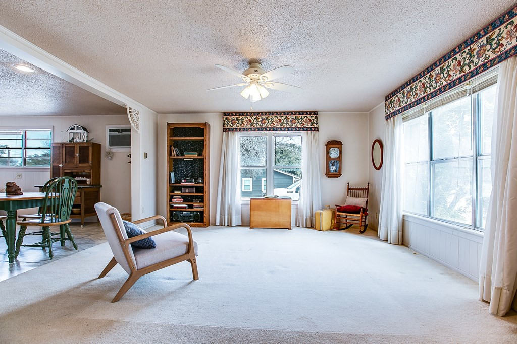 200 Sharp Avenue Property Photo 7