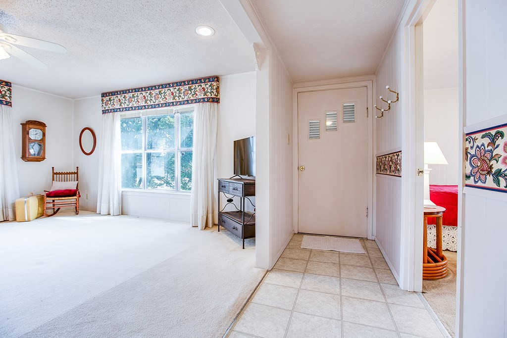 200 Sharp Avenue Property Photo 8