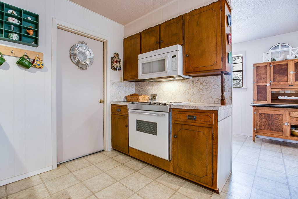 200 Sharp Avenue Property Photo 13