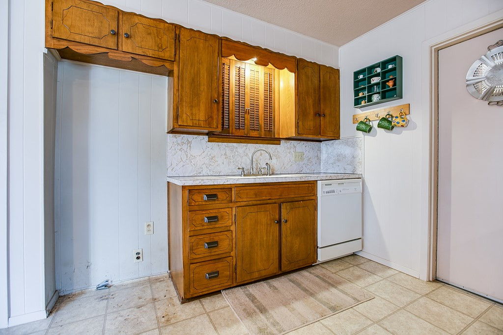 200 Sharp Avenue Property Photo 14