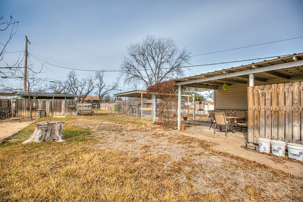 200 Sharp Avenue Property Photo 25