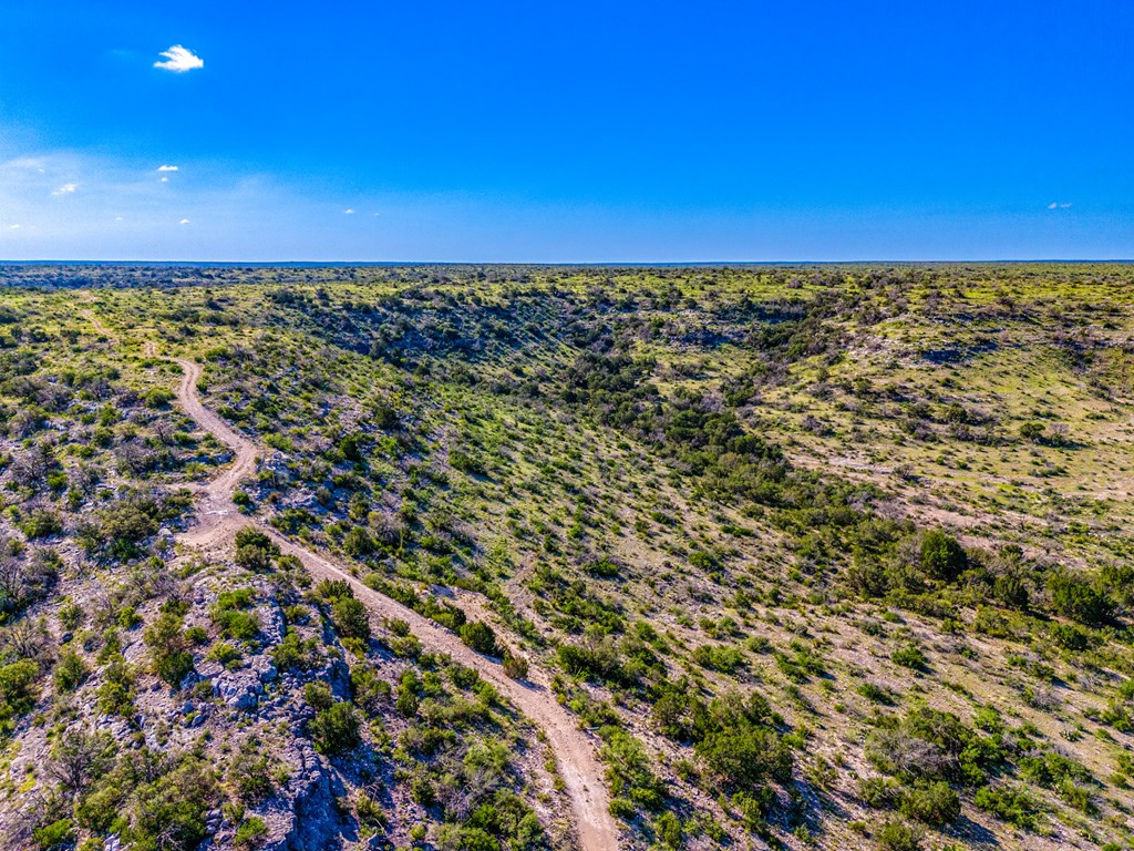 935 Ranch House Road Property Photo 9