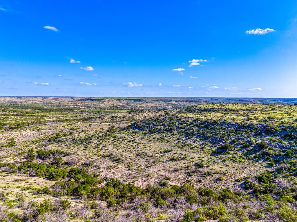 935 Ranch House Road Property Photo 14