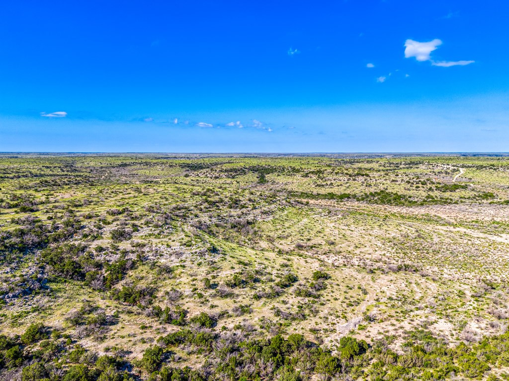 935 Ranch House Road Property Photo 15