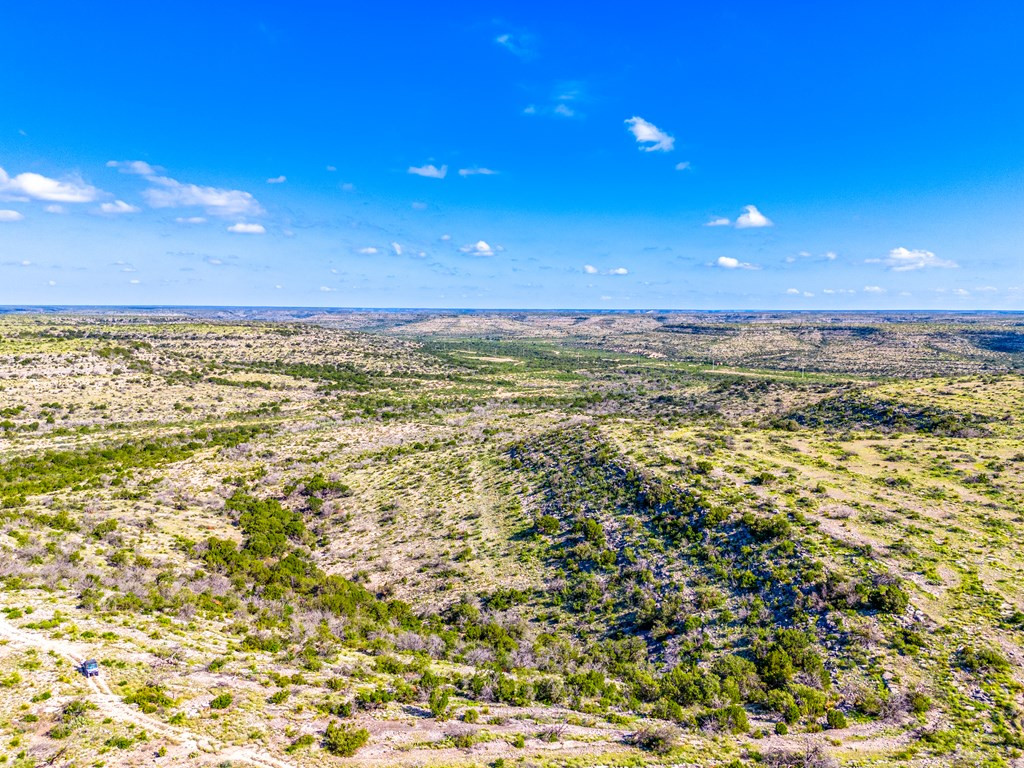 935 Ranch House Road Property Photo 16