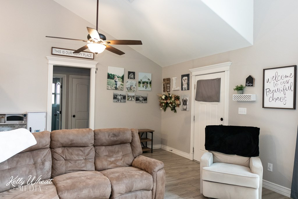 5199 Grey Wolf Lane Property Photo 10