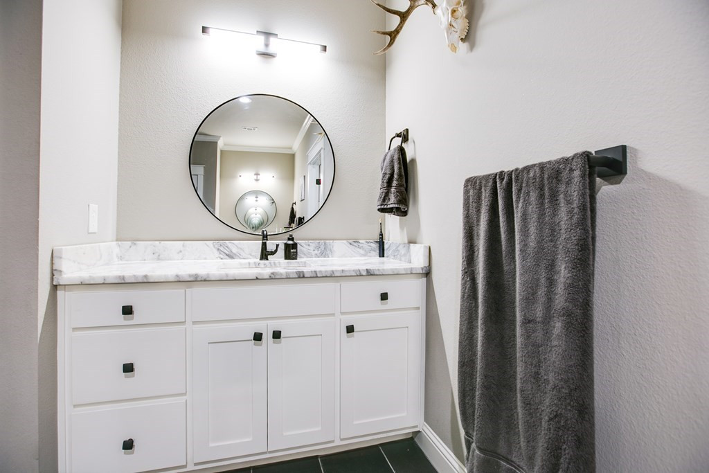 4529 Old Stone Drive Property Photo 17