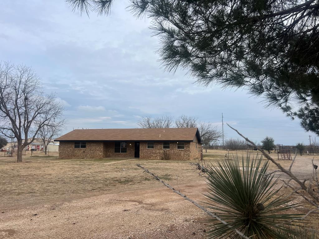9009 Hwy 158 Property Photo 1