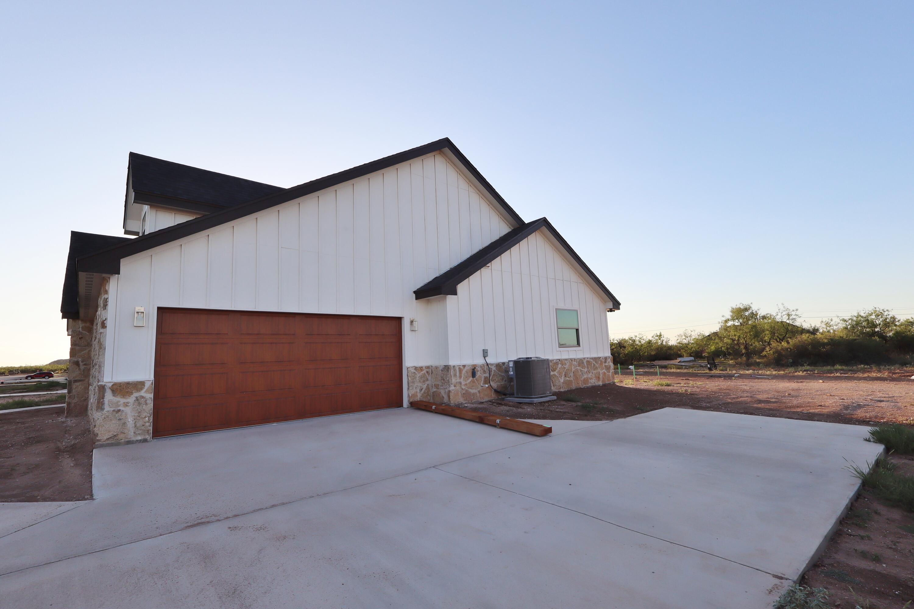 9632 Grey Wolf Lane Property Photo 28