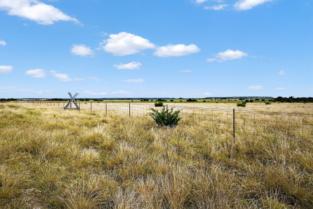 37 County Rd 134 Property Photo 16
