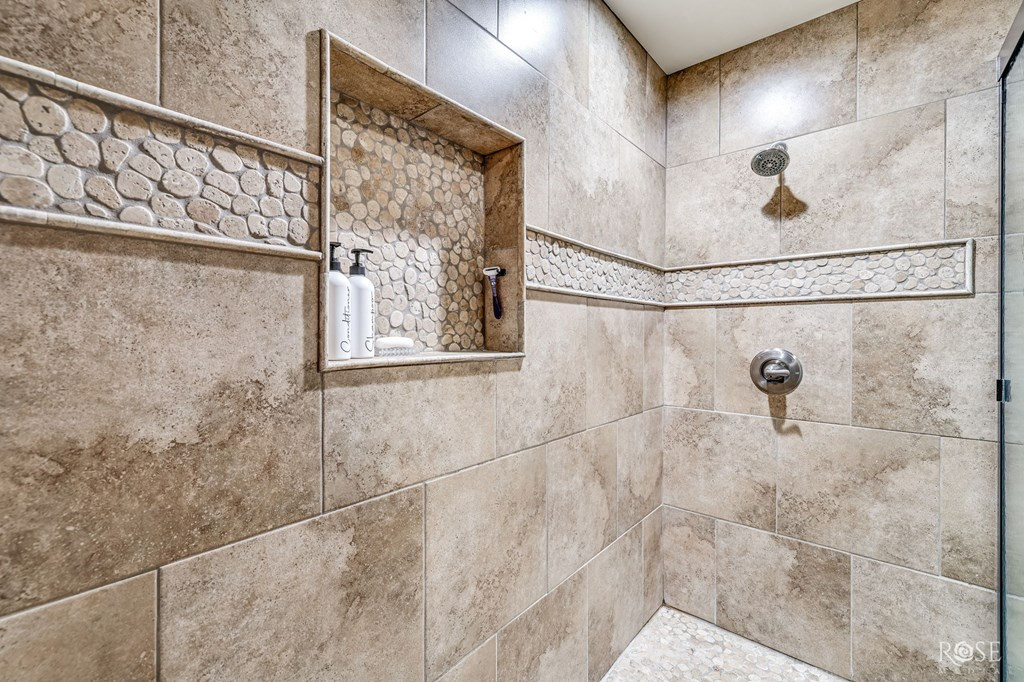 1820 Shady Point Circle Drive Property Photo 32