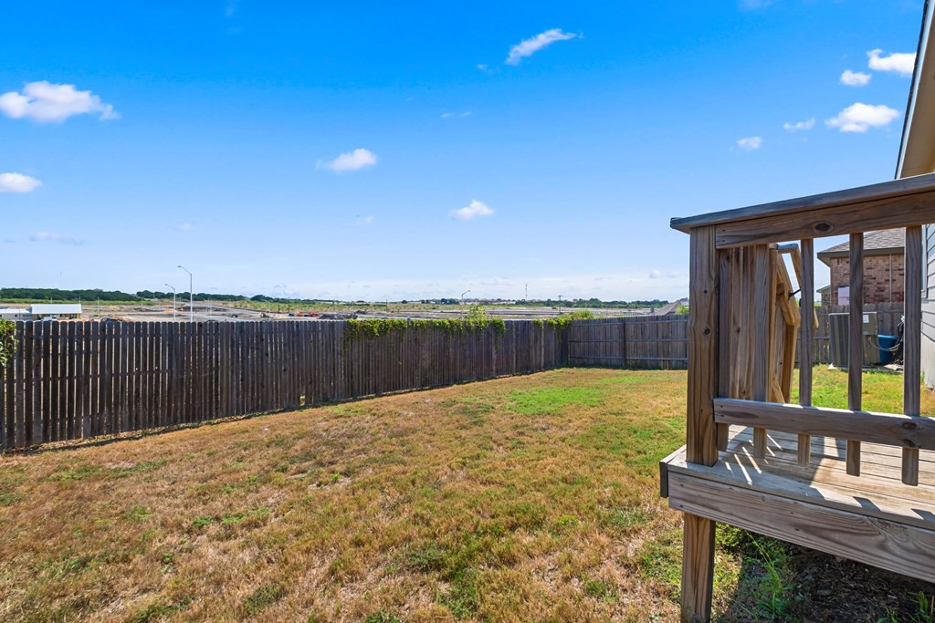 218 Holland Park Property Photo 38