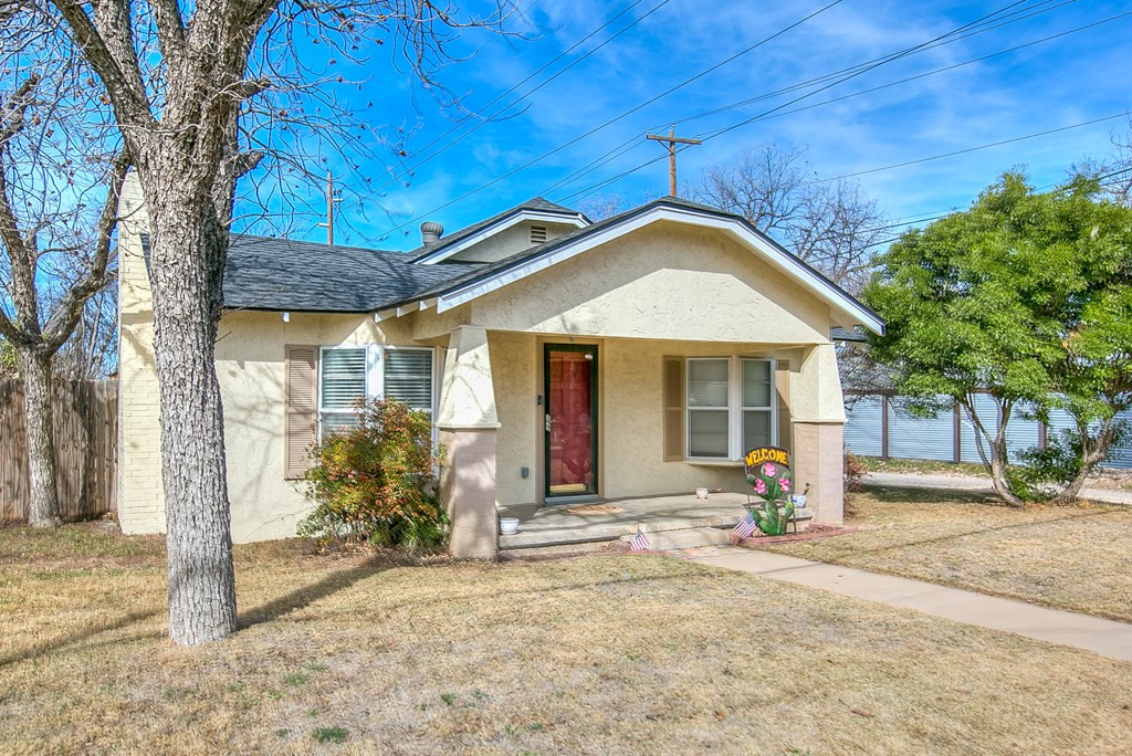 1616 W Ave J Property Photo 34