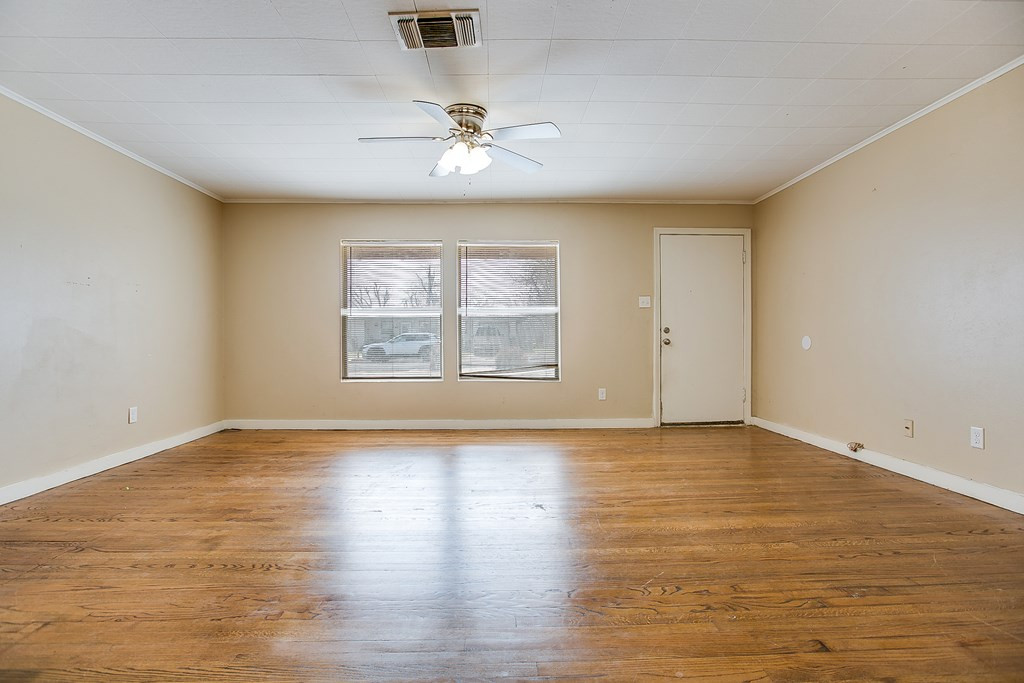 1908 Webster Street Property Photo 6