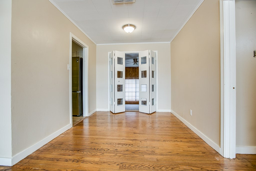 1908 Webster Street Property Photo 7