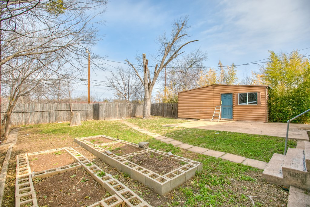 1908 Webster Street Property Photo 23
