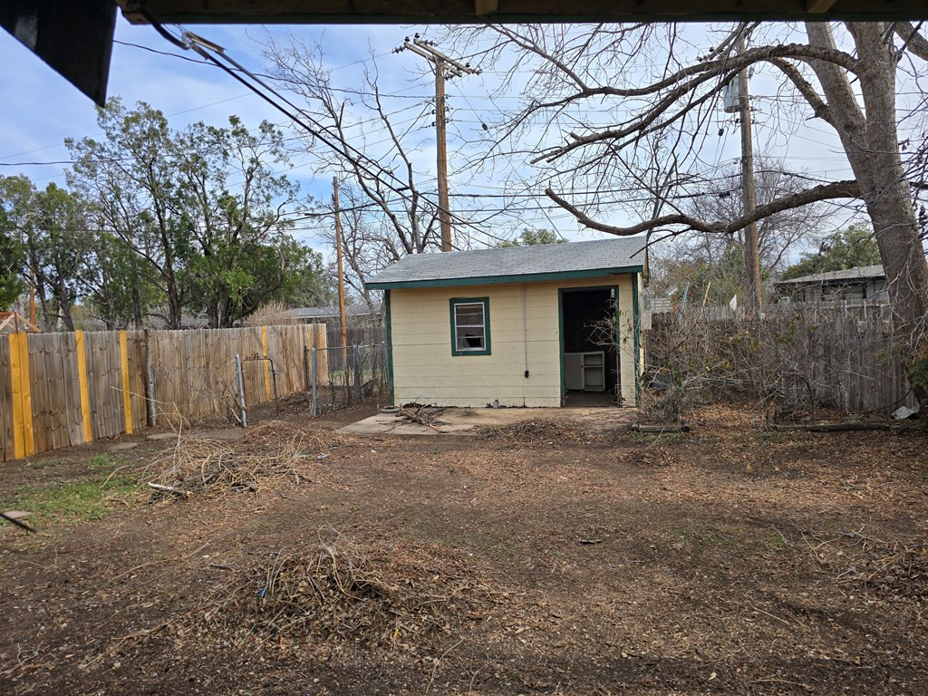 2839 Colorado Street Property Photo 14