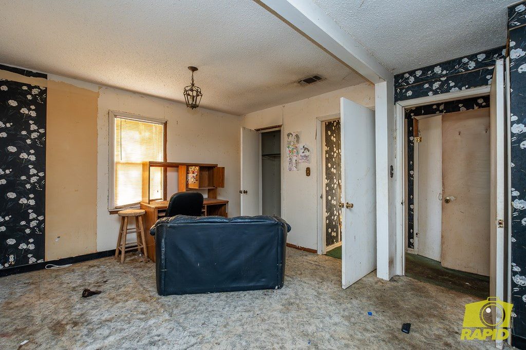 1210 N 10th Street Property Photo 15