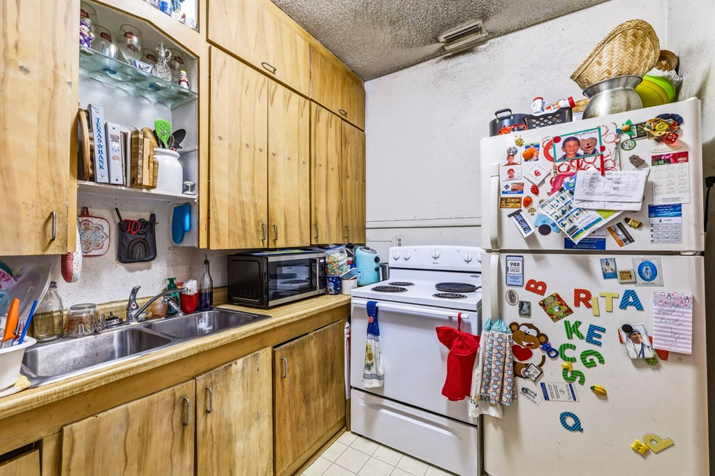 110 N Monroe Street Property Photo 7