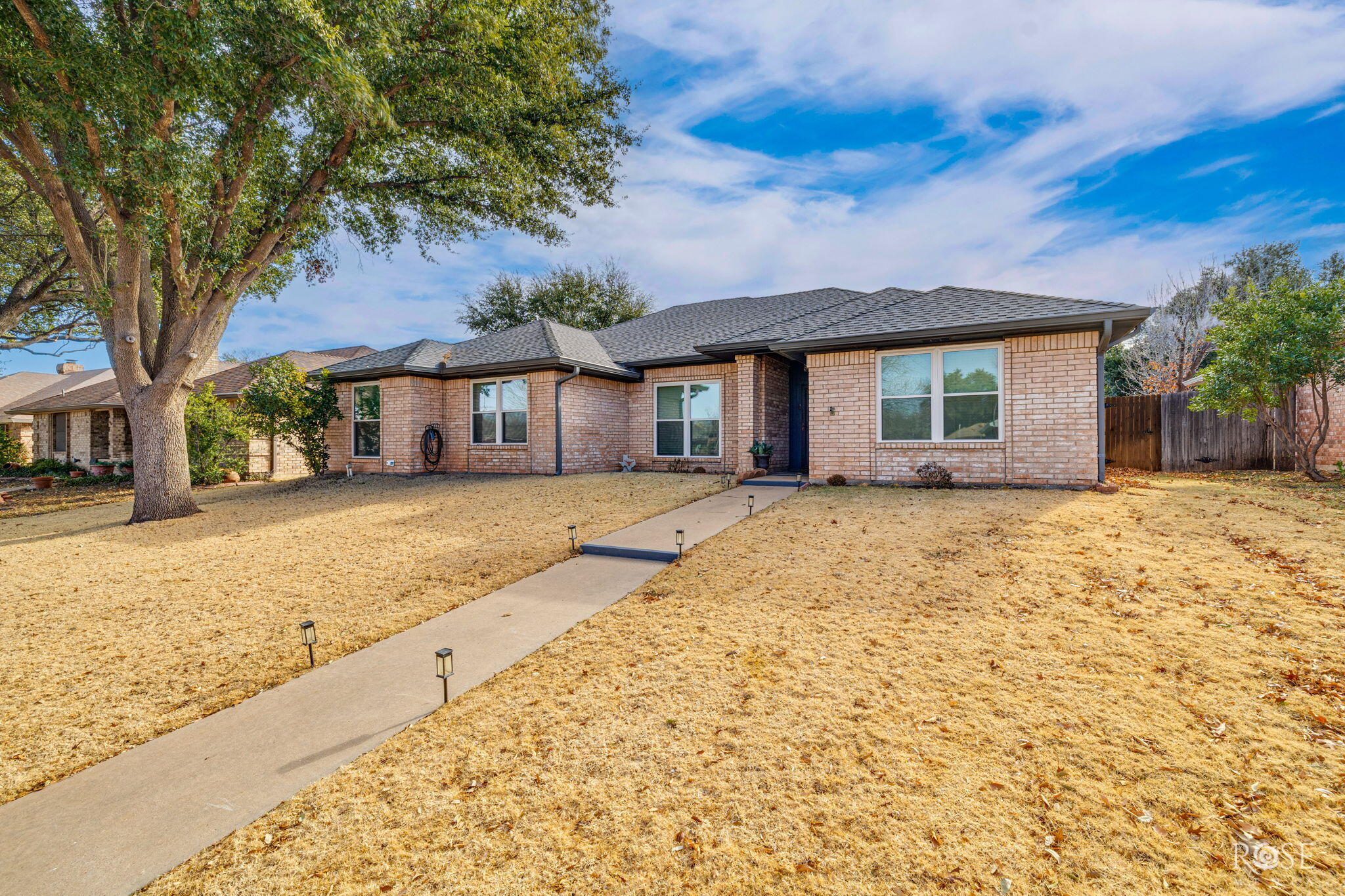 4822 Scarlet Oak Drive Property Photo 3