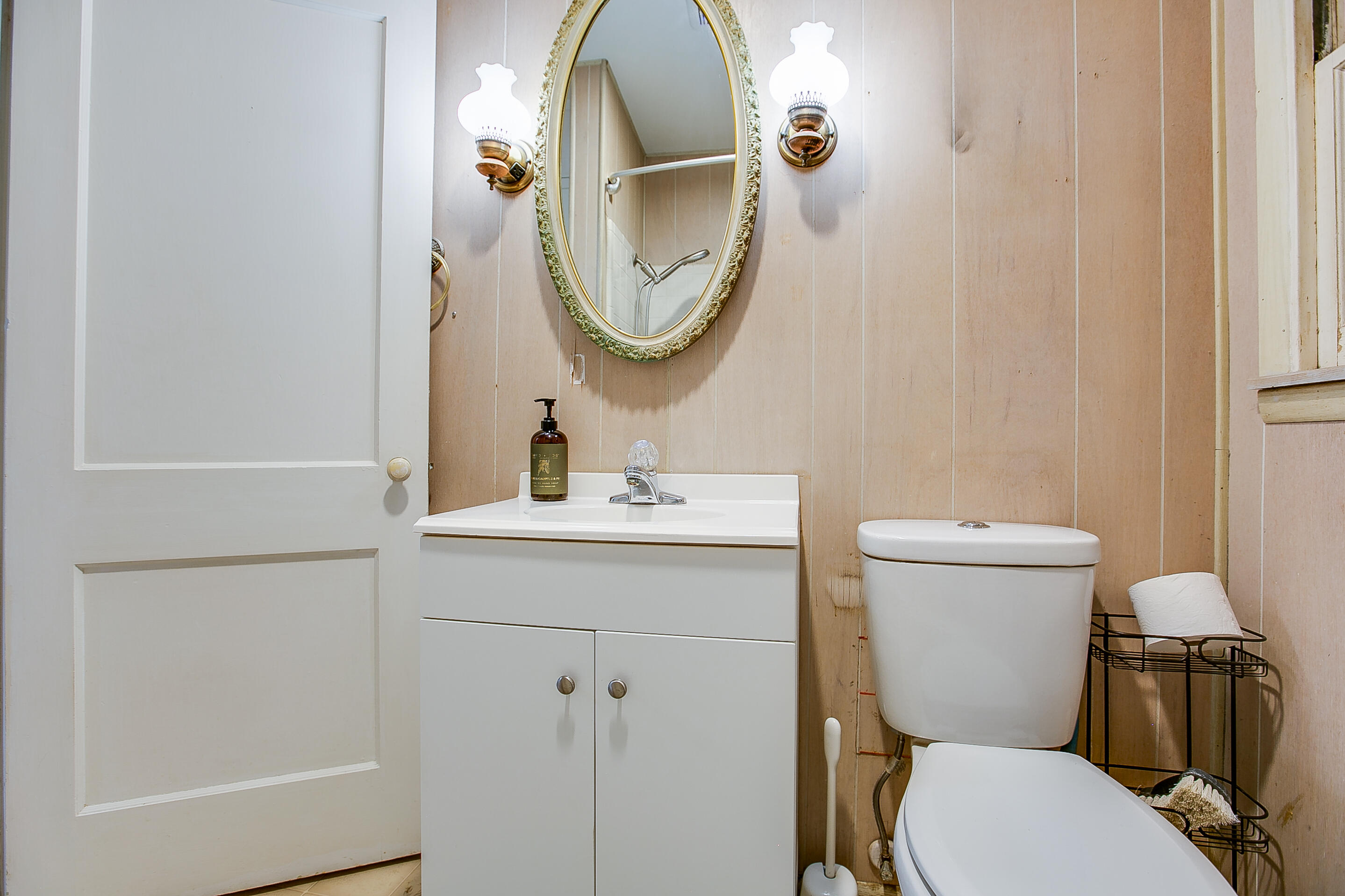 2219 W Twohig Avenue Property Photo 18
