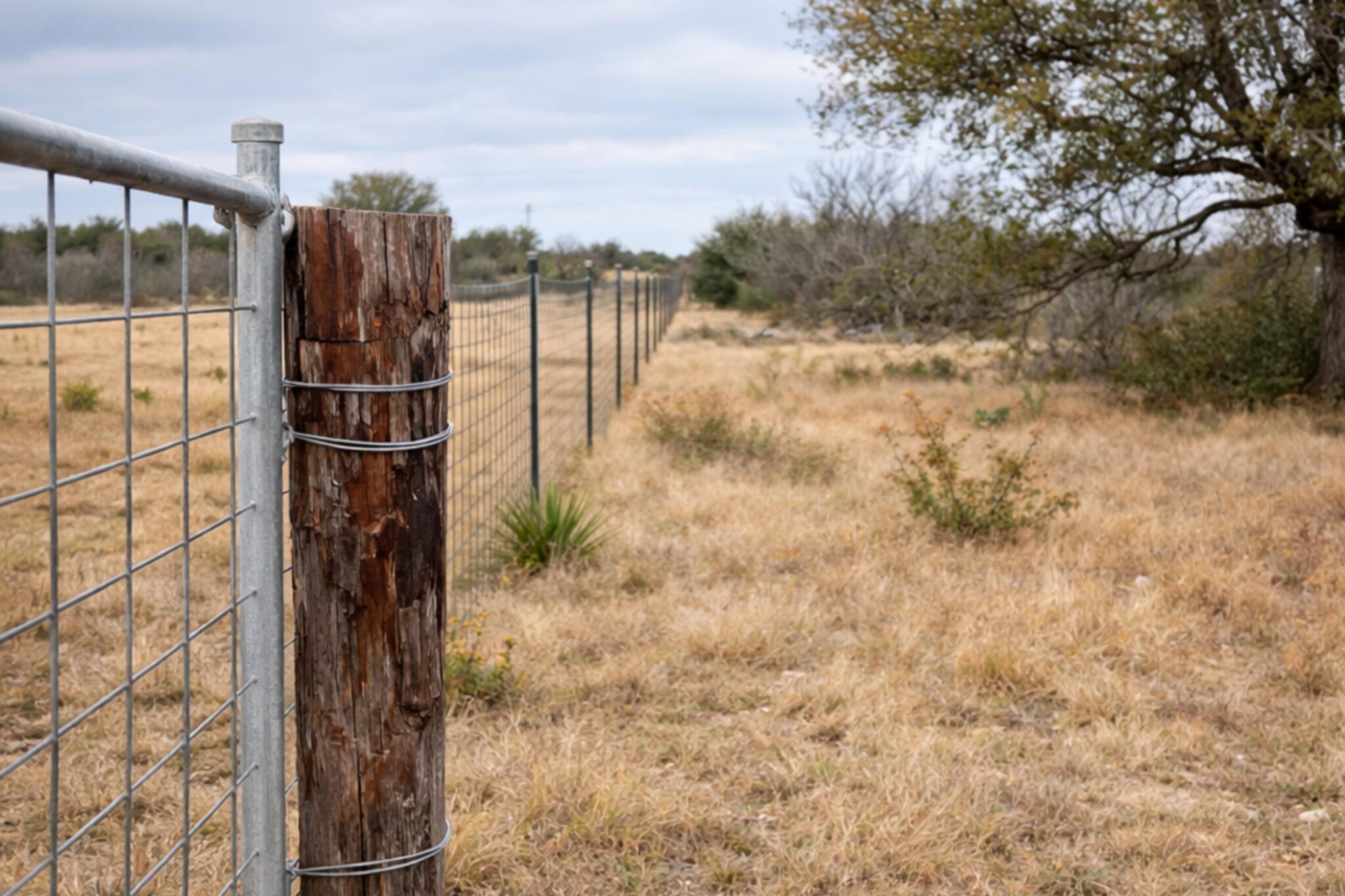 135 Shin Oak Spur Property Photo 7