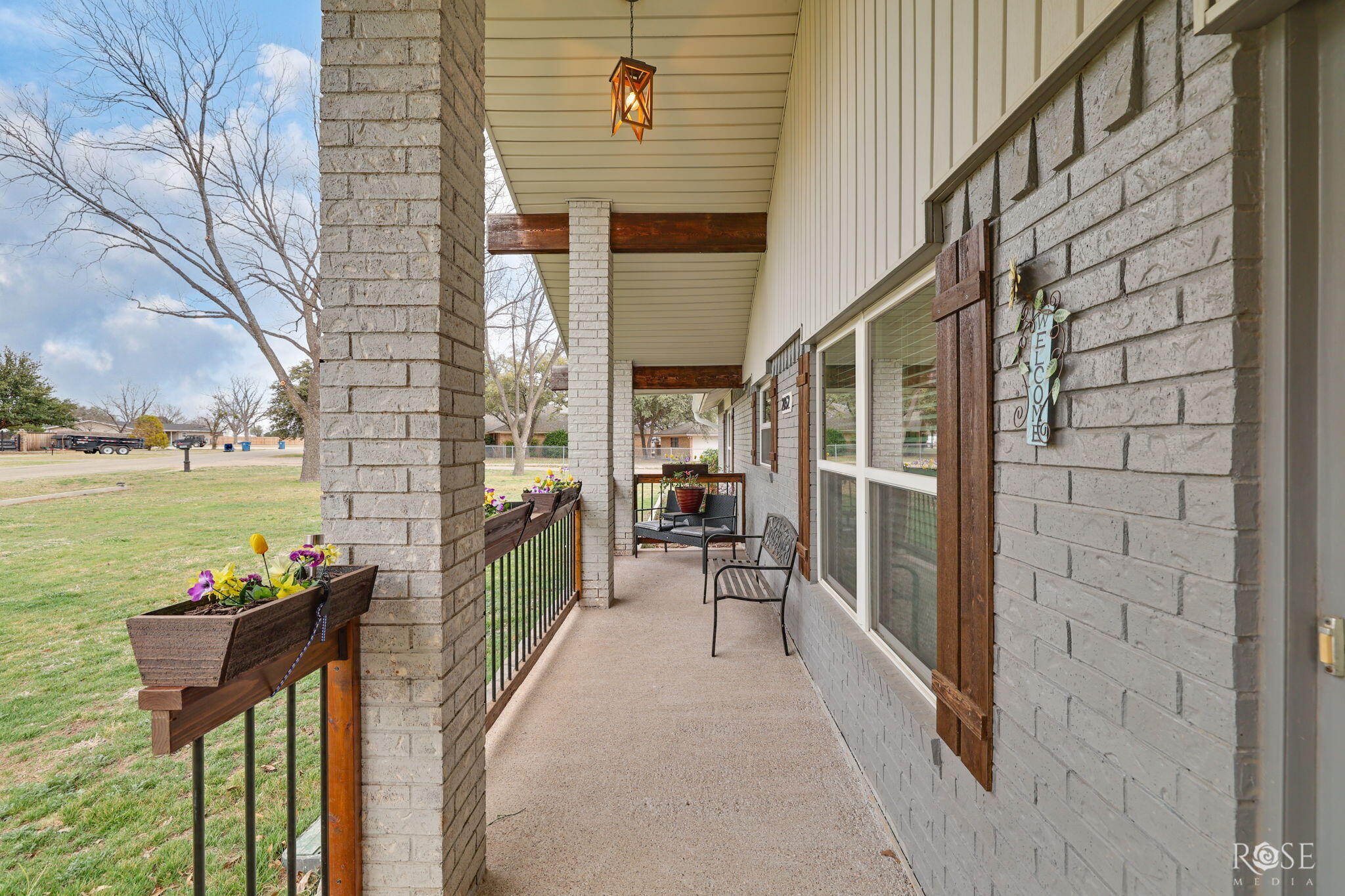 2052 Country Club Estates Circle Property Photo 6