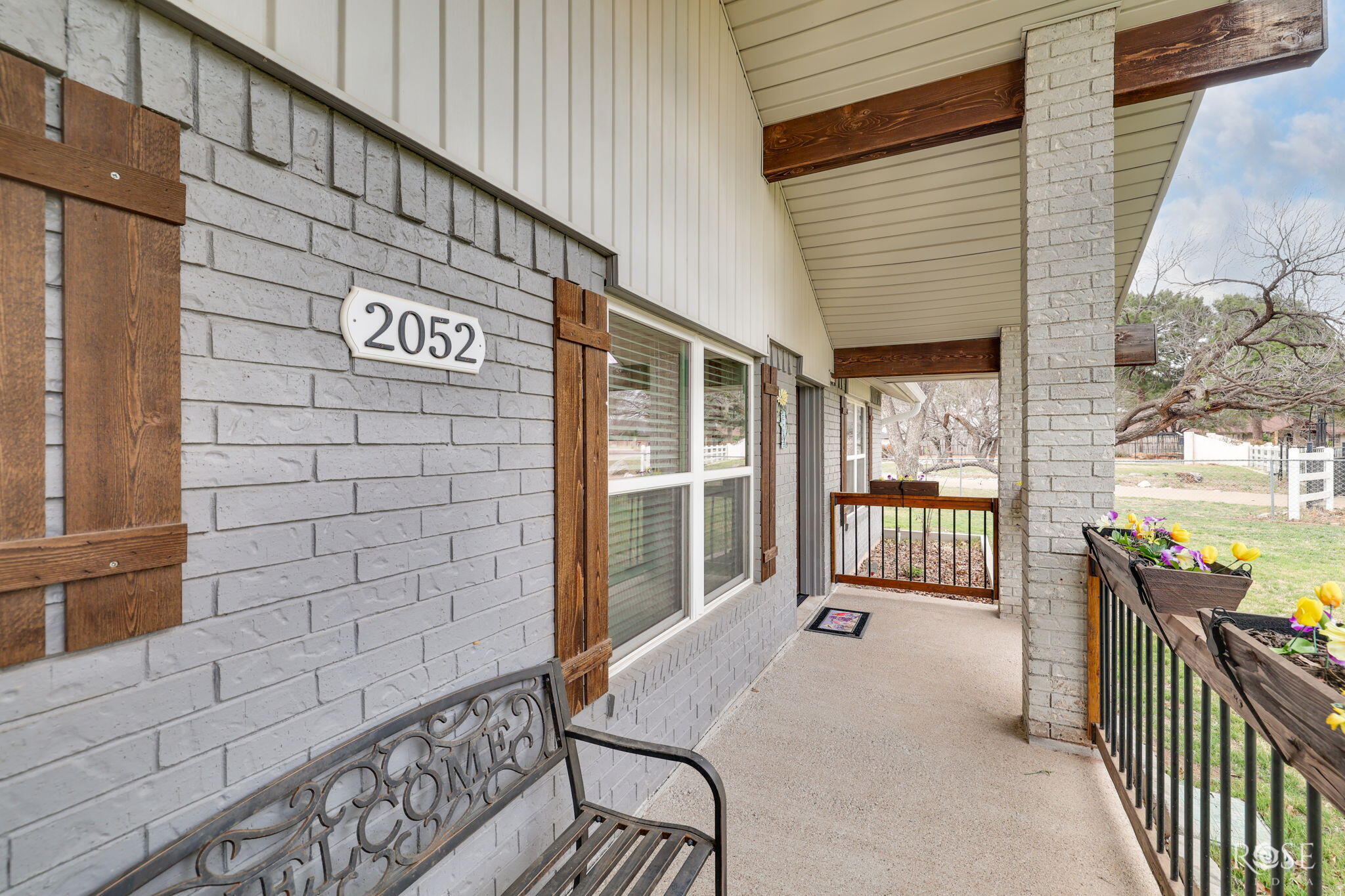 2052 Country Club Estates Circle Property Photo 7