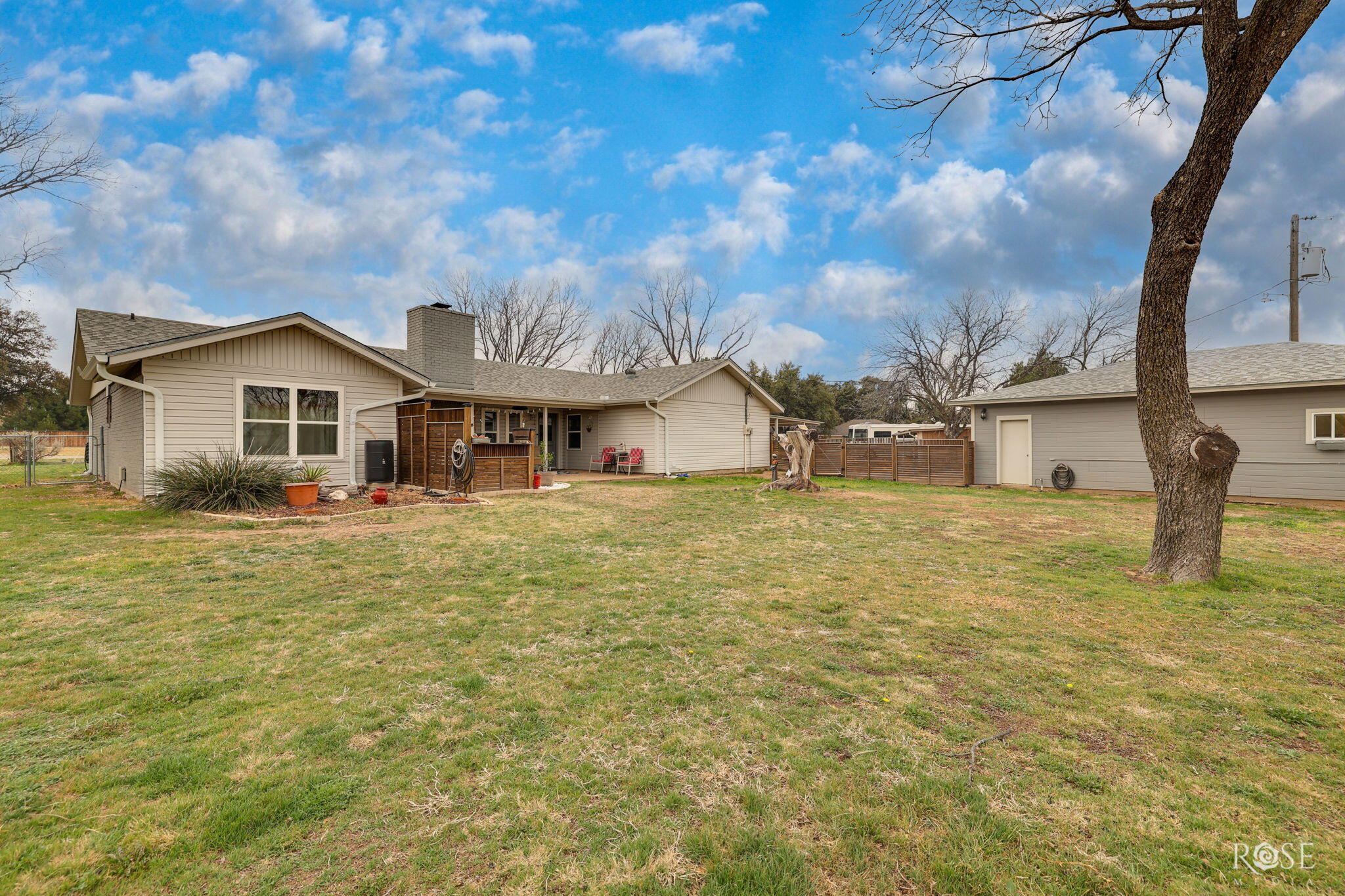 2052 Country Club Estates Circle Property Photo 40