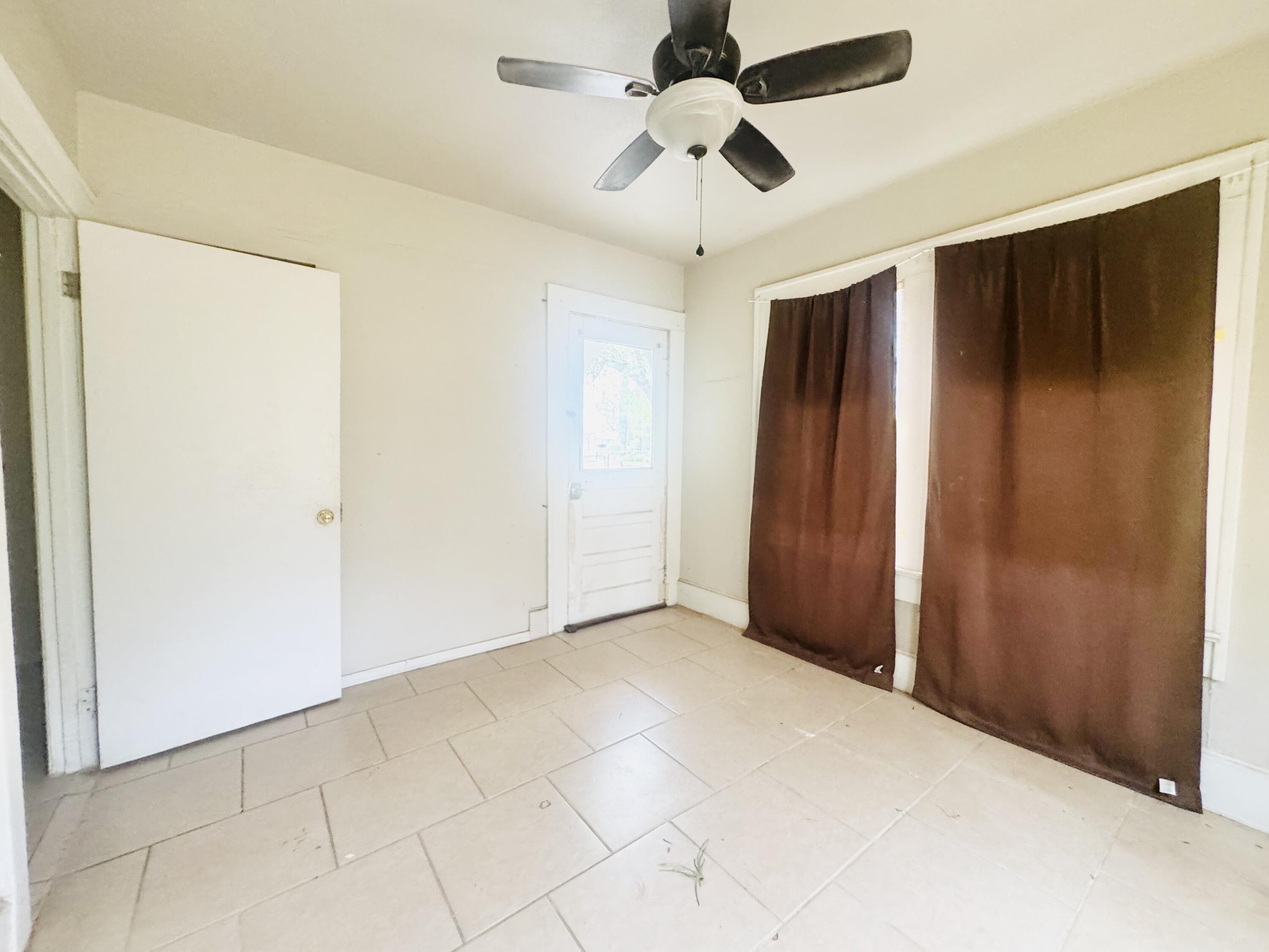 1225 S Chadbourne Street Property Photo 2