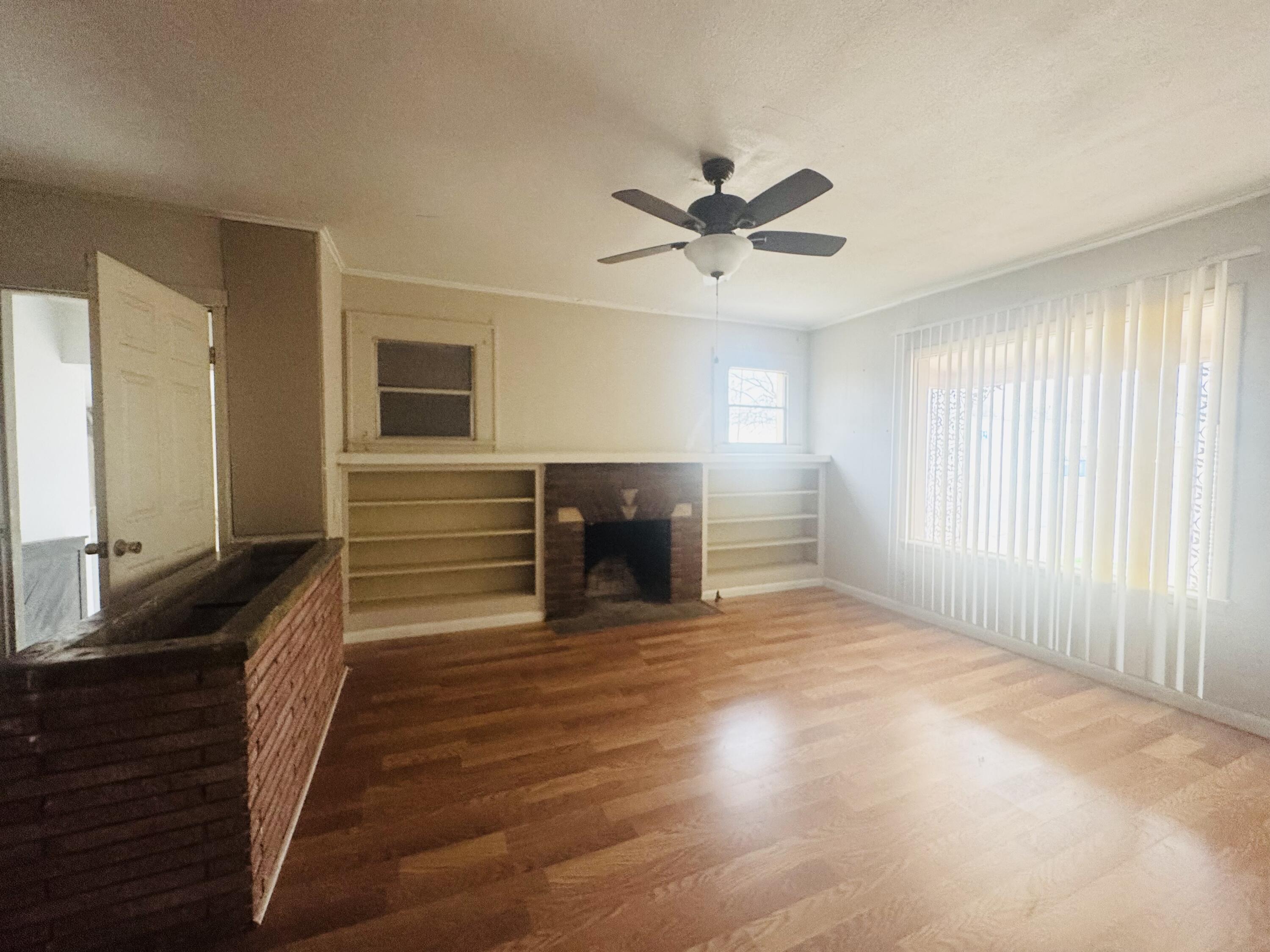 1225 S Chadbourne Street Property Photo 6