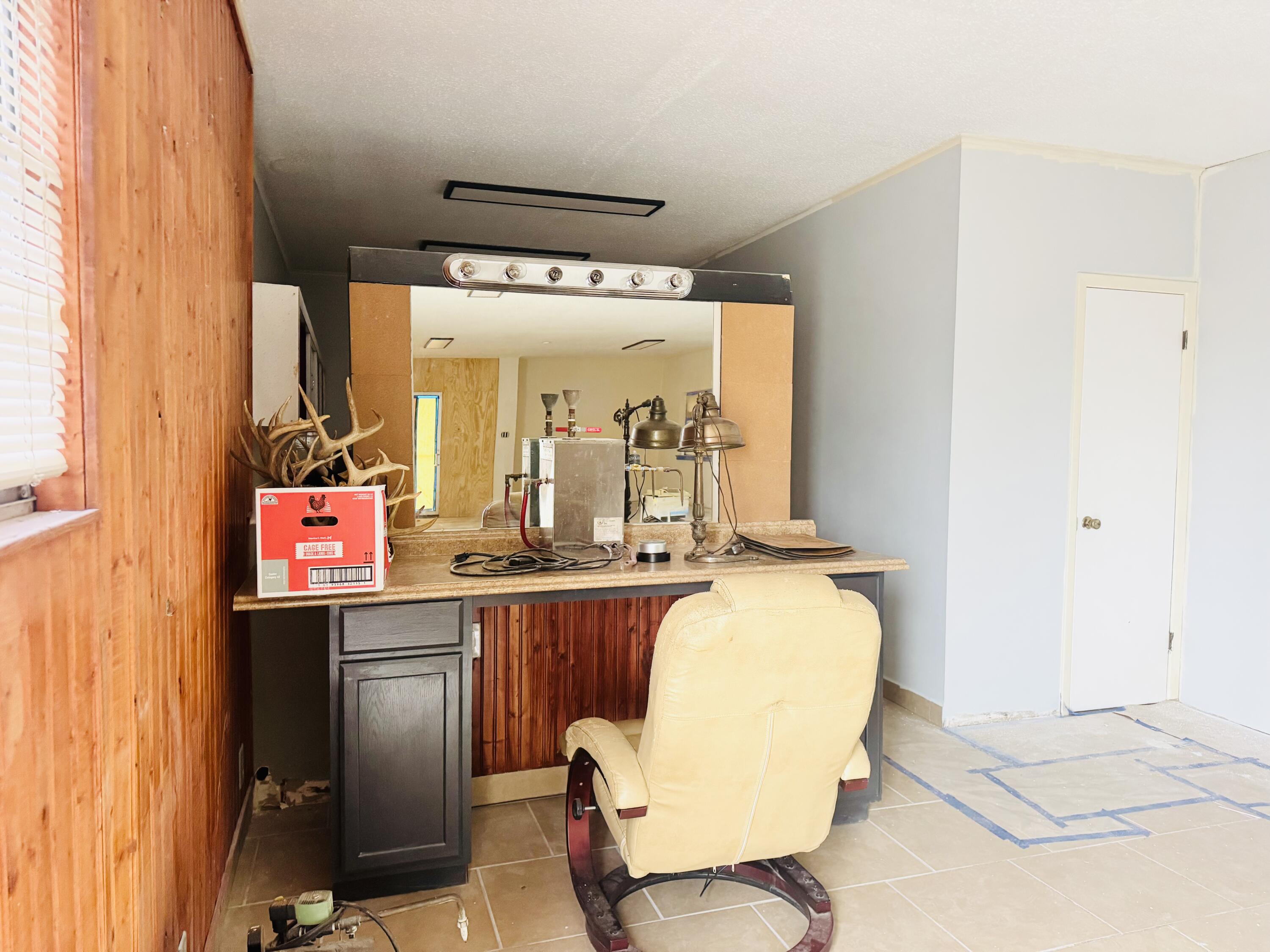 1225 S Chadbourne Street Property Photo 14