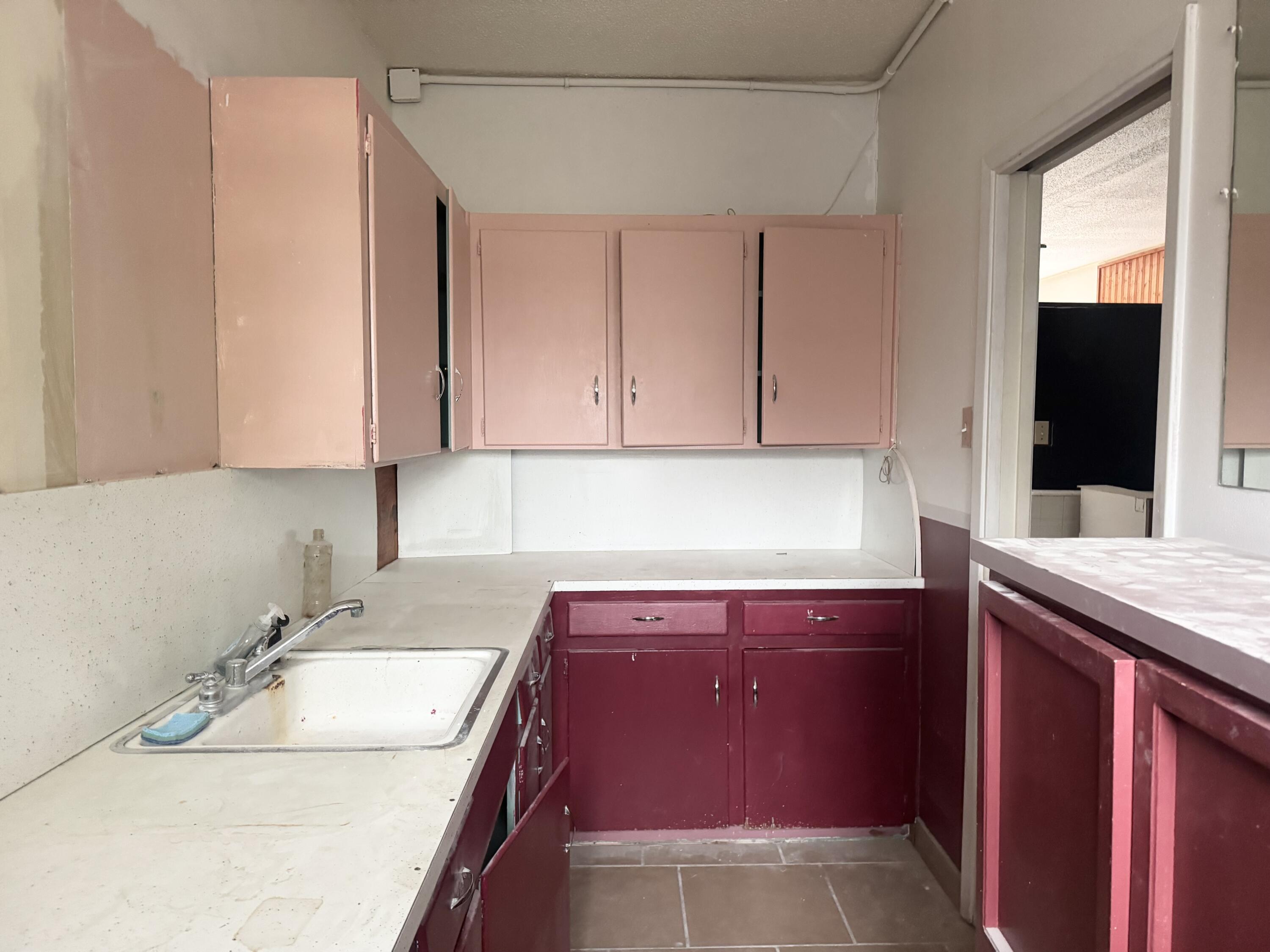 1225 S Chadbourne Street Property Photo 17