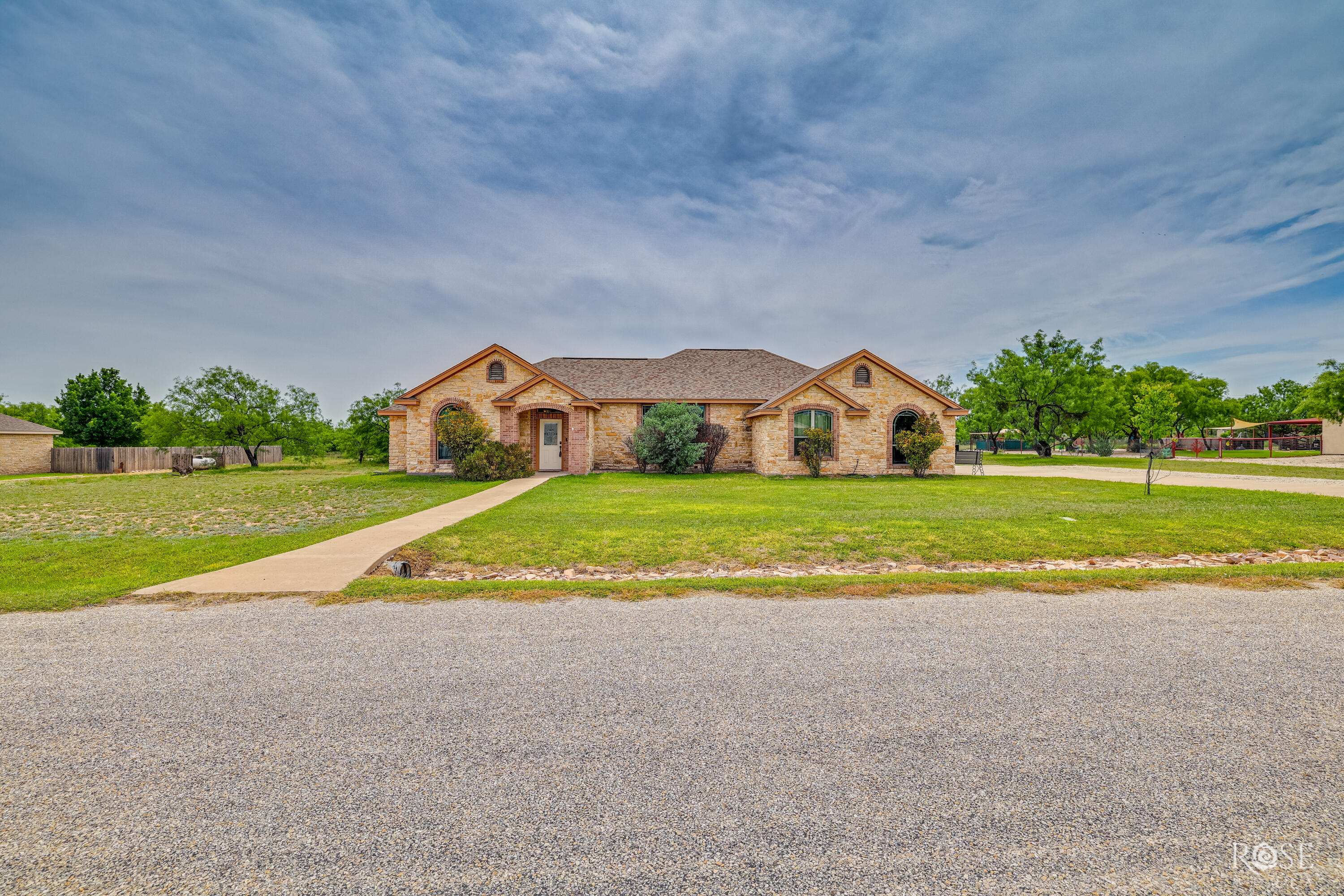 3219 Lakota Lane Property Photo 3